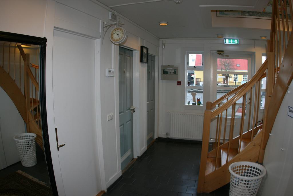 Harbourfront Guesthouse Hafnarfjörður Exterior foto