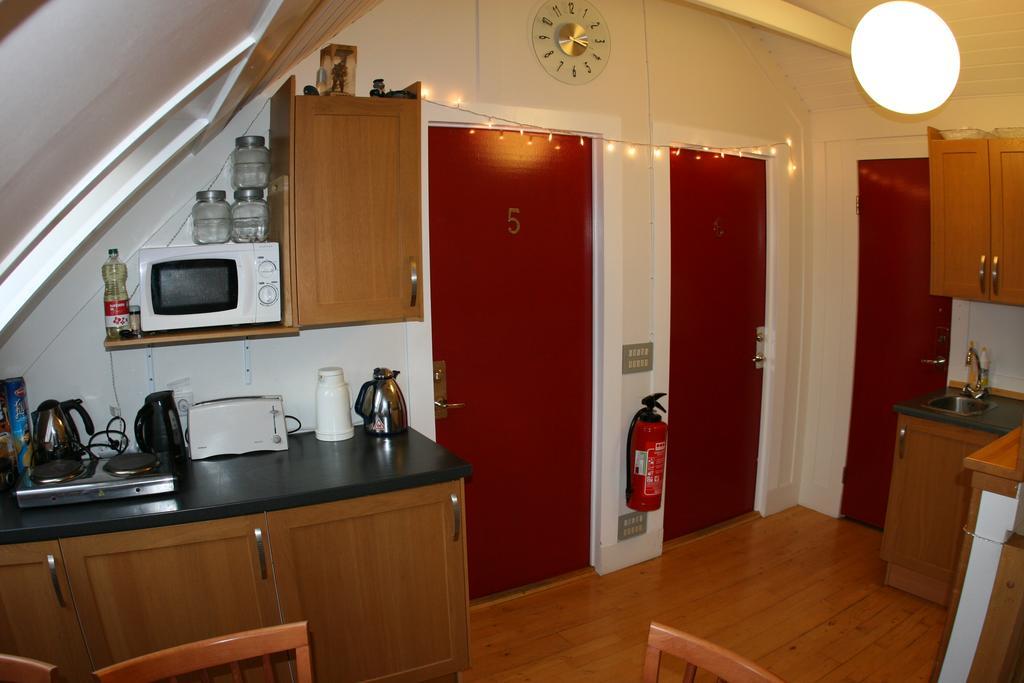 Harbourfront Guesthouse Hafnarfjörður Zimmer foto