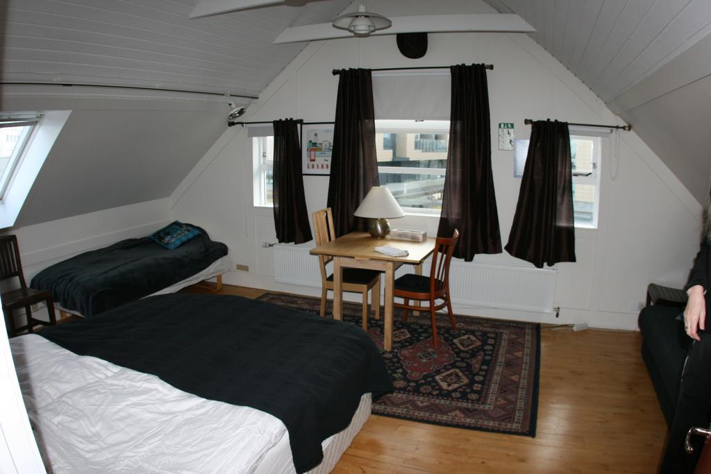 Harbourfront Guesthouse Hafnarfjörður Zimmer foto